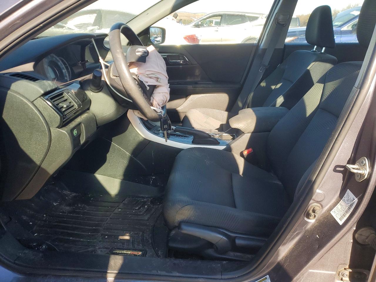 2016 HONDA ACCORD LX photo 7