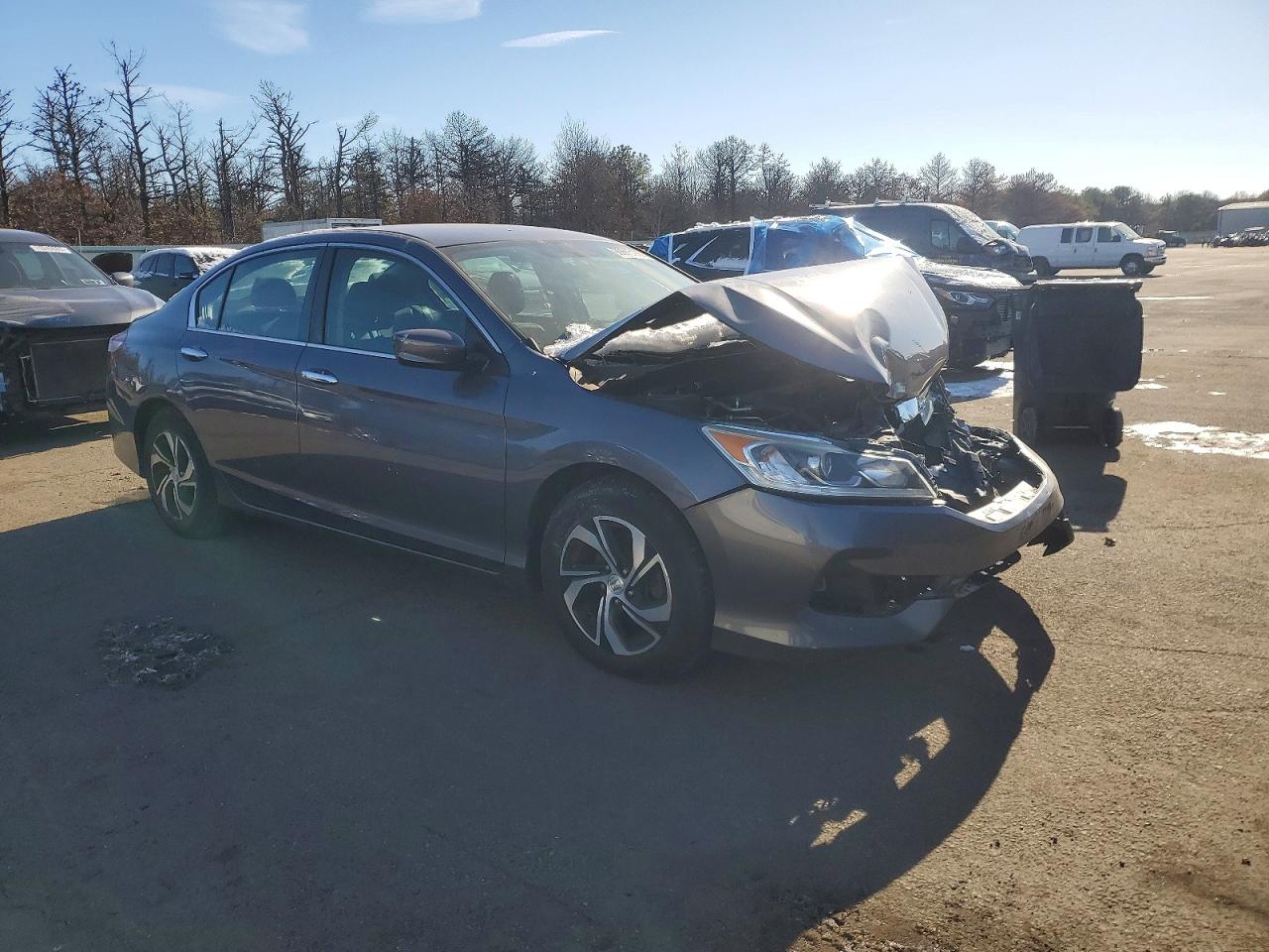 2016 HONDA ACCORD LX photo 4