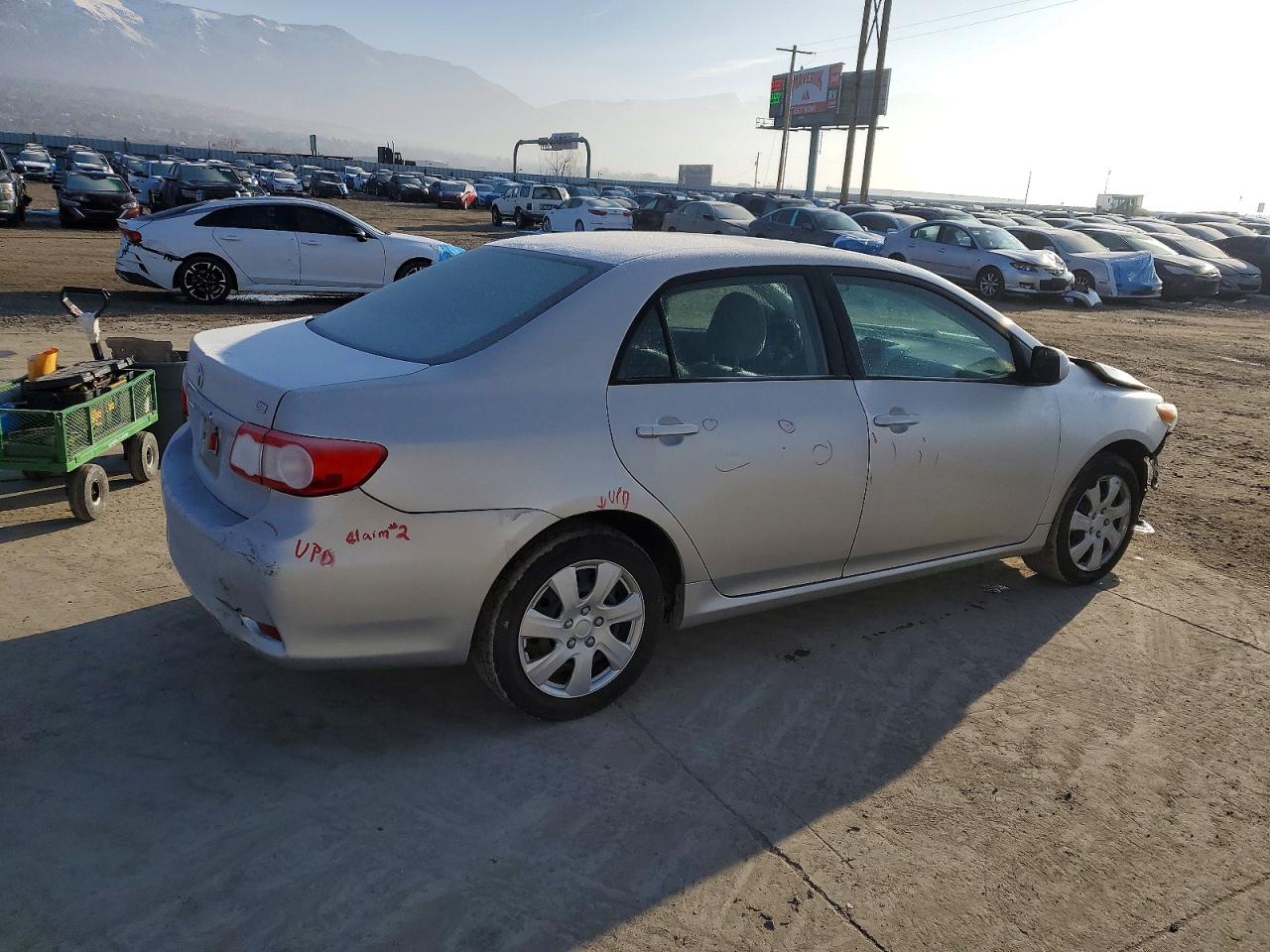 2012 TOYOTA COROLLA BASE photo 3