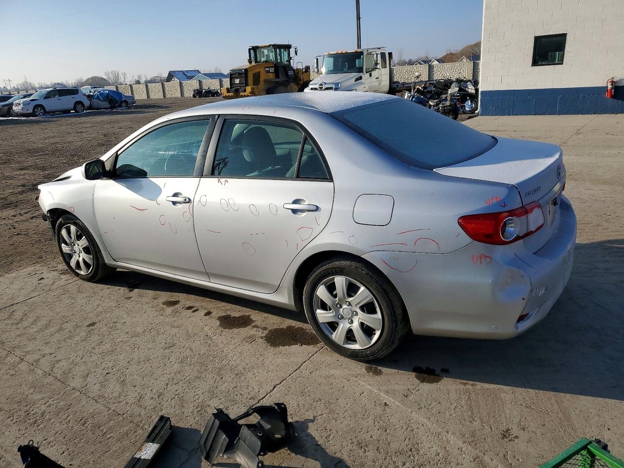 2012 TOYOTA COROLLA BASE photo 2