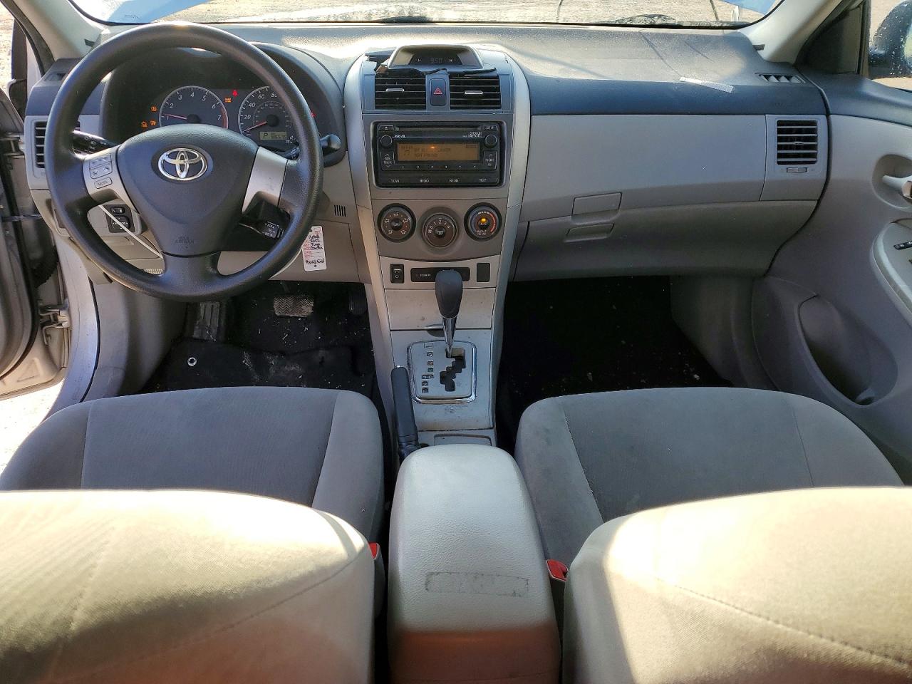 2012 TOYOTA COROLLA BASE photo 8