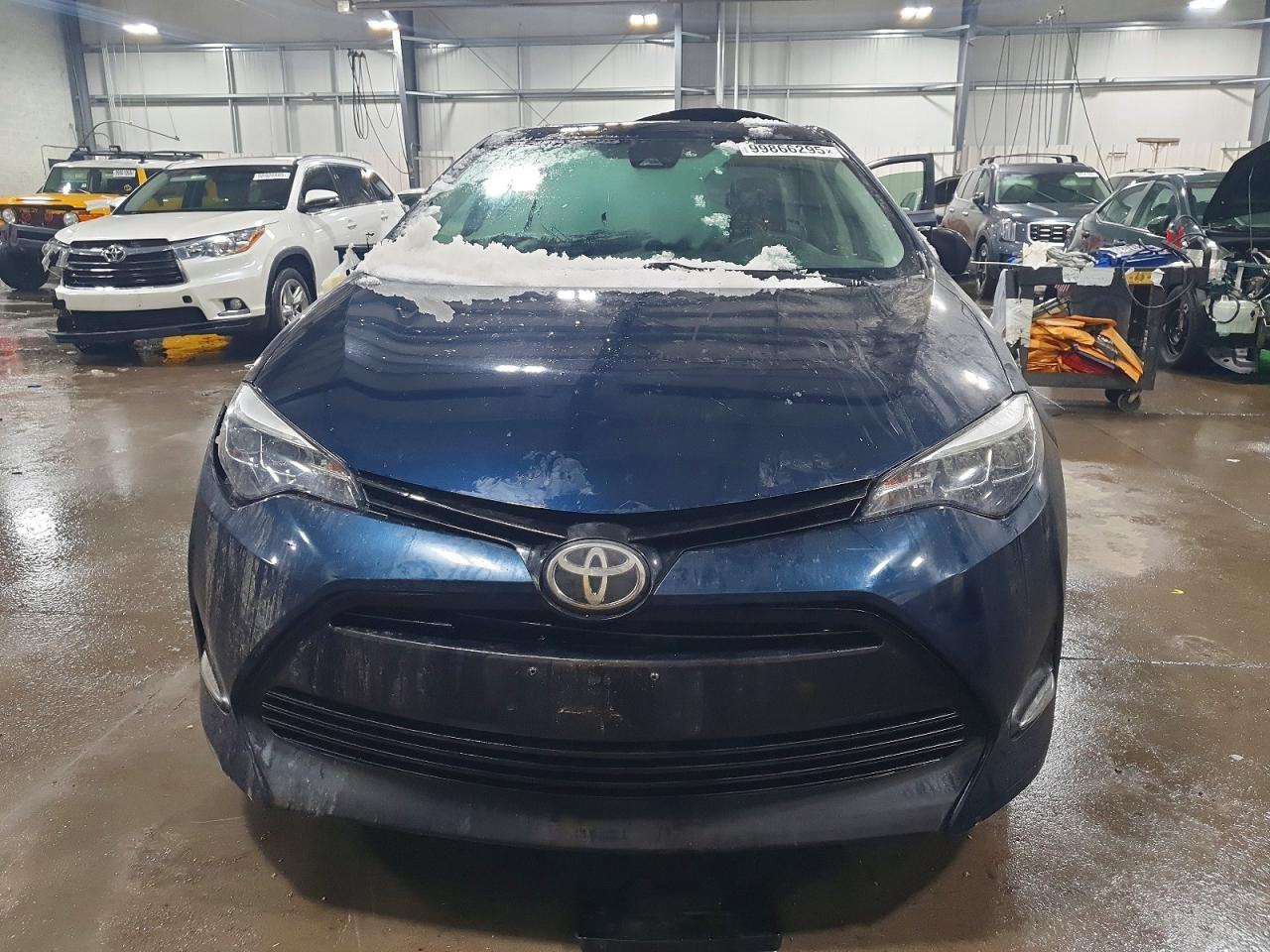 2017 TOYOTA COROLLA L photo 5