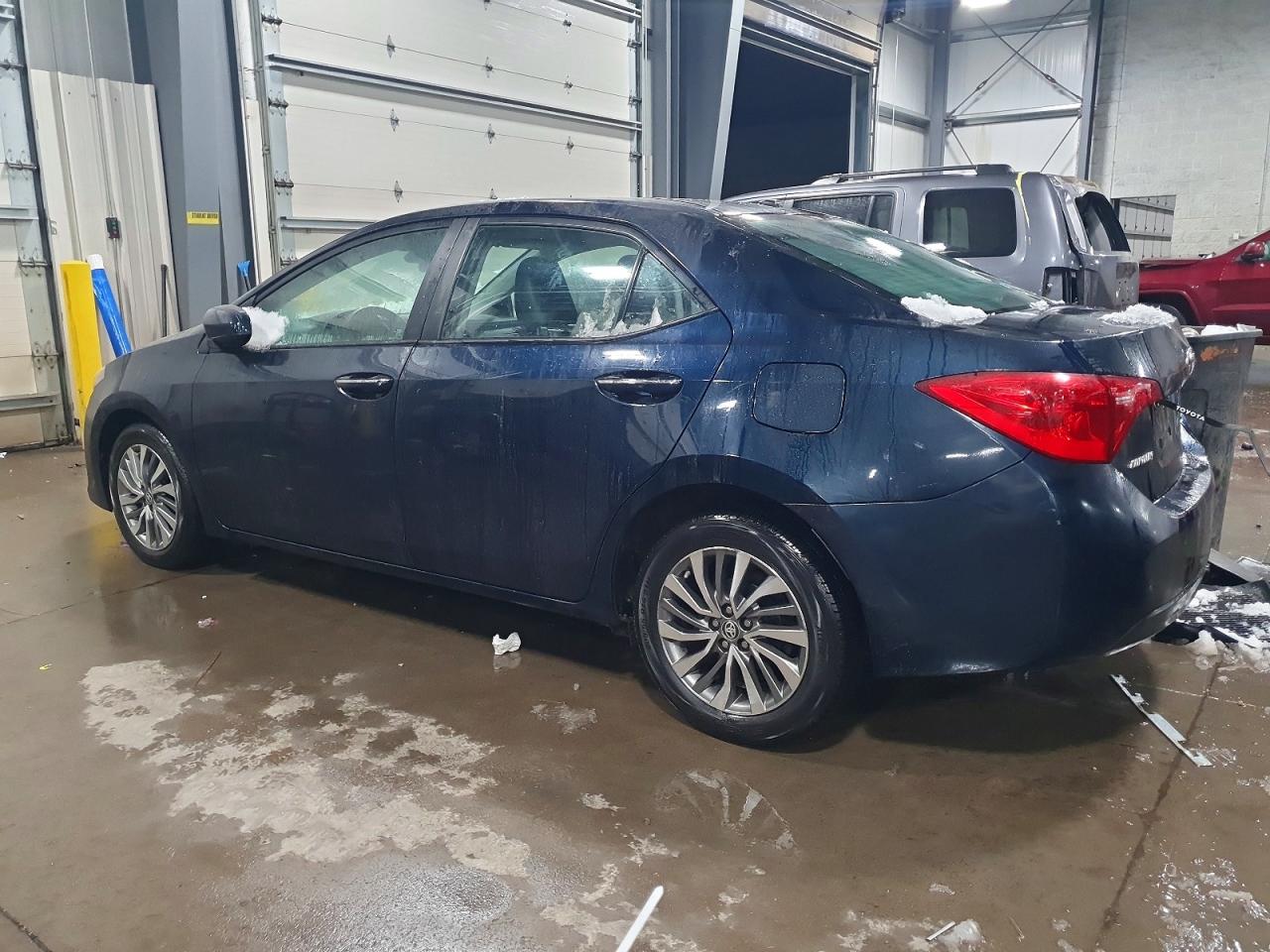 2017 TOYOTA COROLLA L photo 2