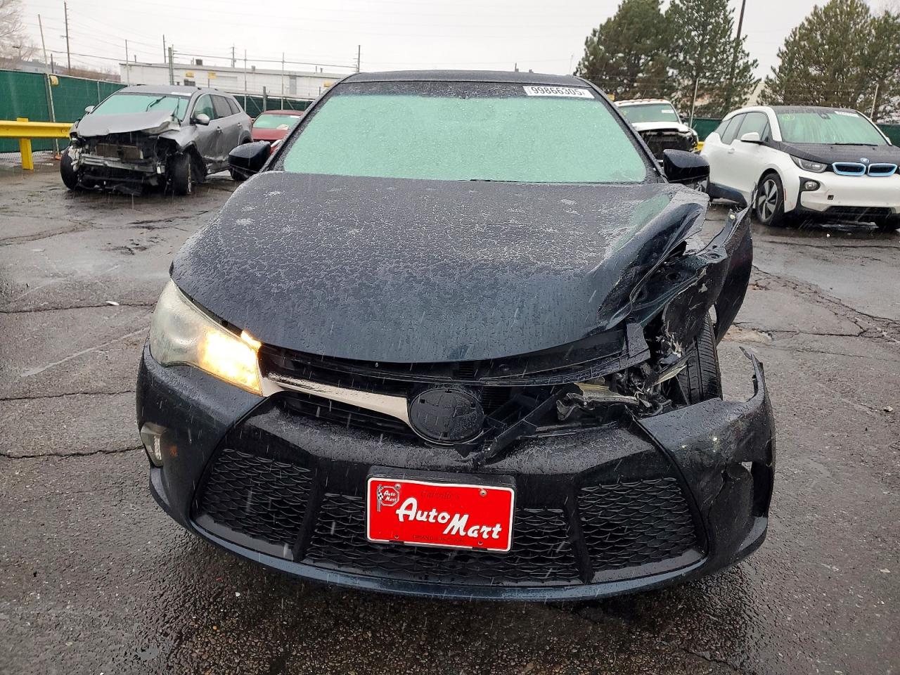 2015 TOYOTA CAMRY LE photo 5