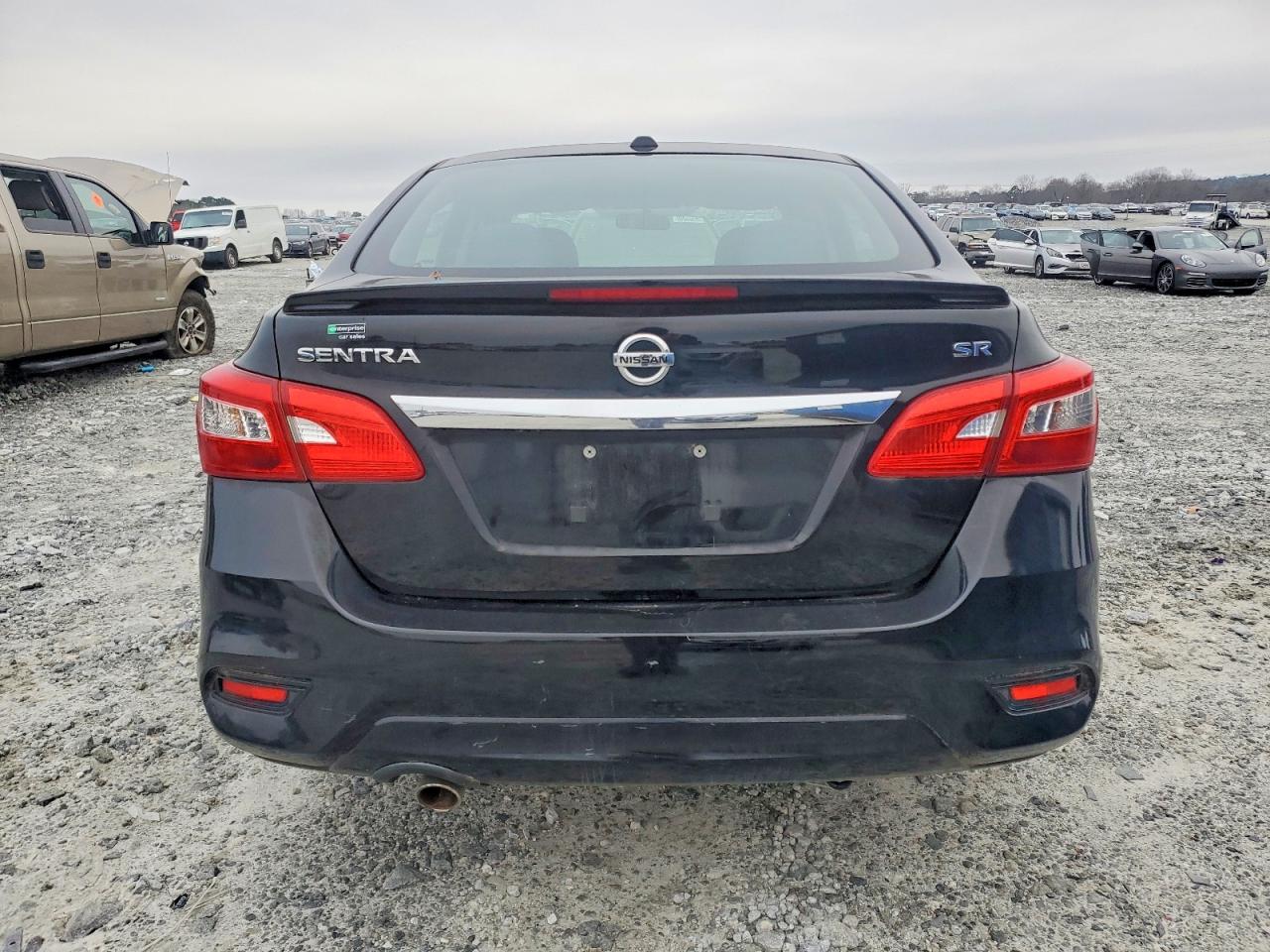 2019 NISSAN SENTRA S photo 6