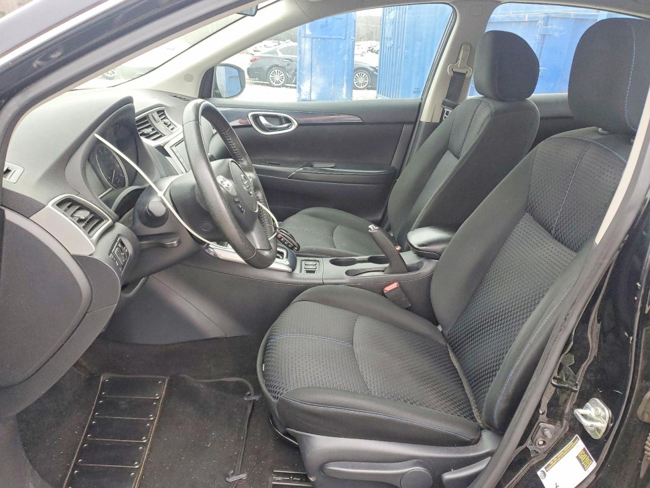 2019 NISSAN SENTRA S photo 7