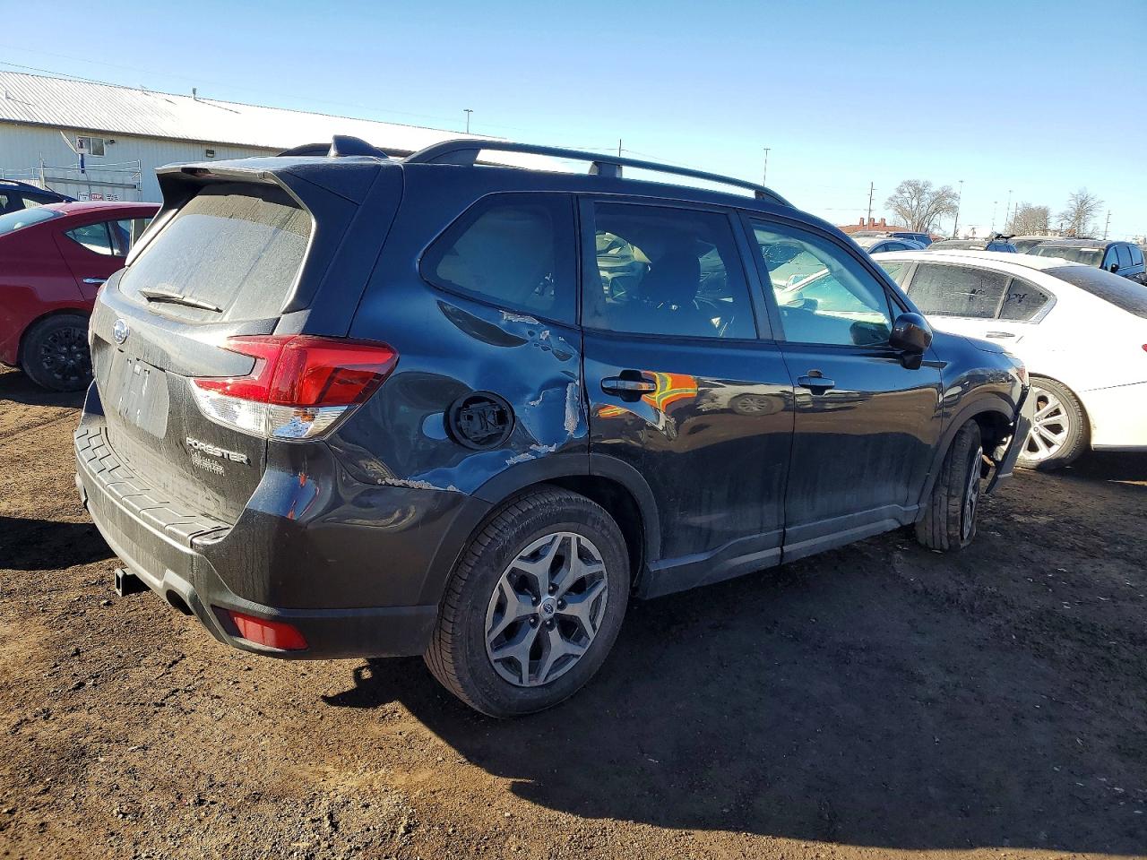2019 SUBARU FORESTER PREMIUM photo 3
