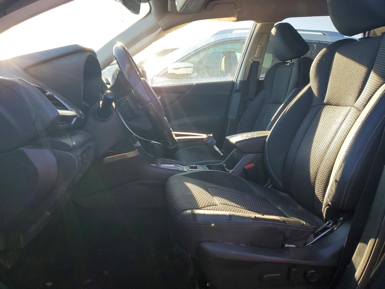 2019 SUBARU FORESTER PREMIUM photo 7