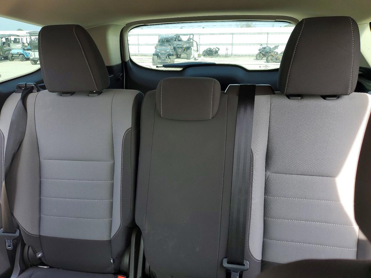 2017 FORD ESCAPE S photo 10