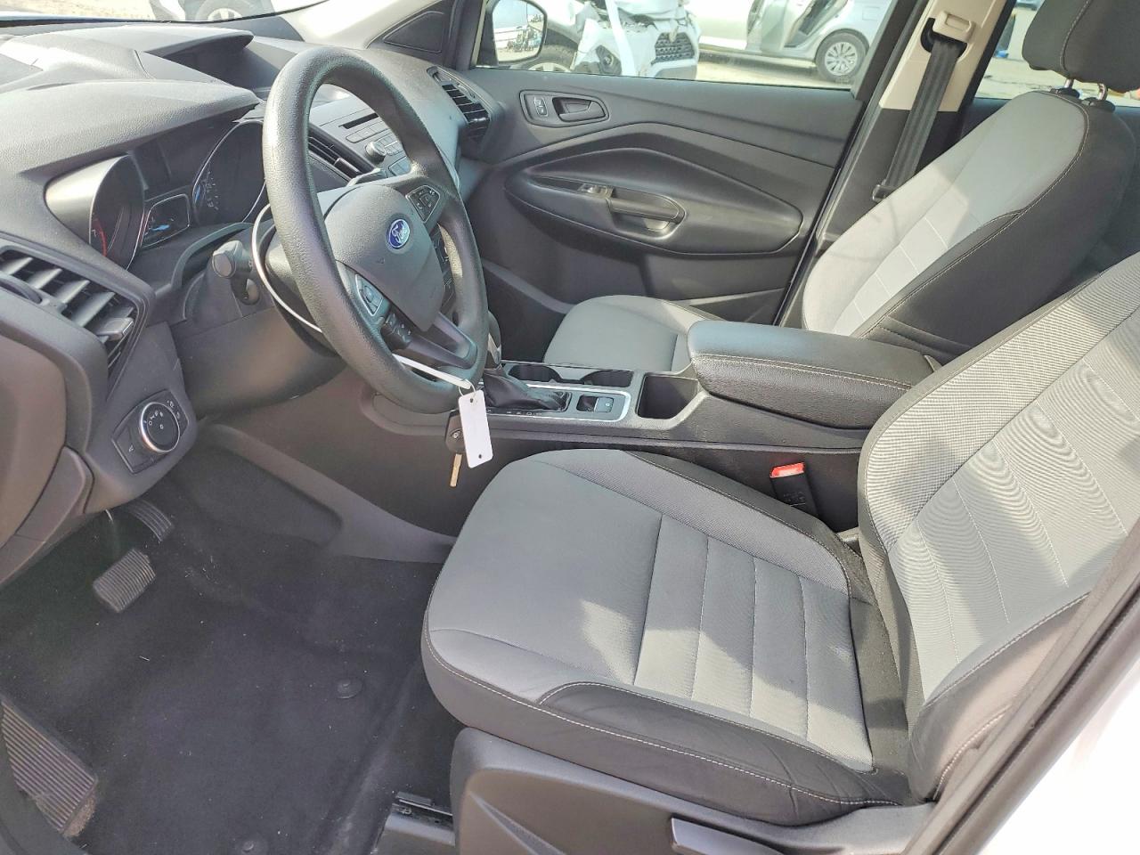 2017 FORD ESCAPE S photo 7