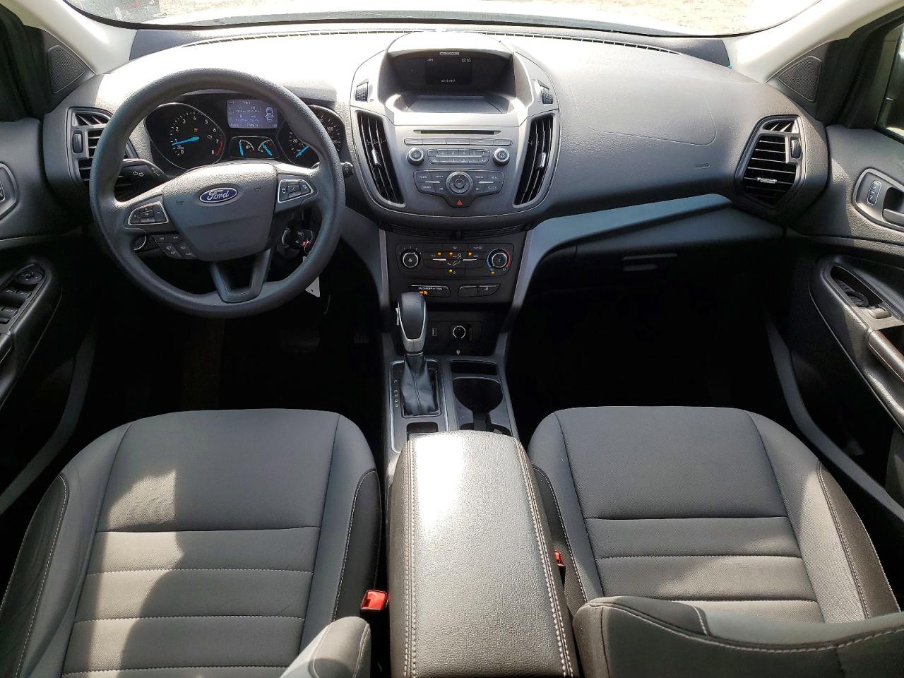 2017 FORD ESCAPE S photo 8