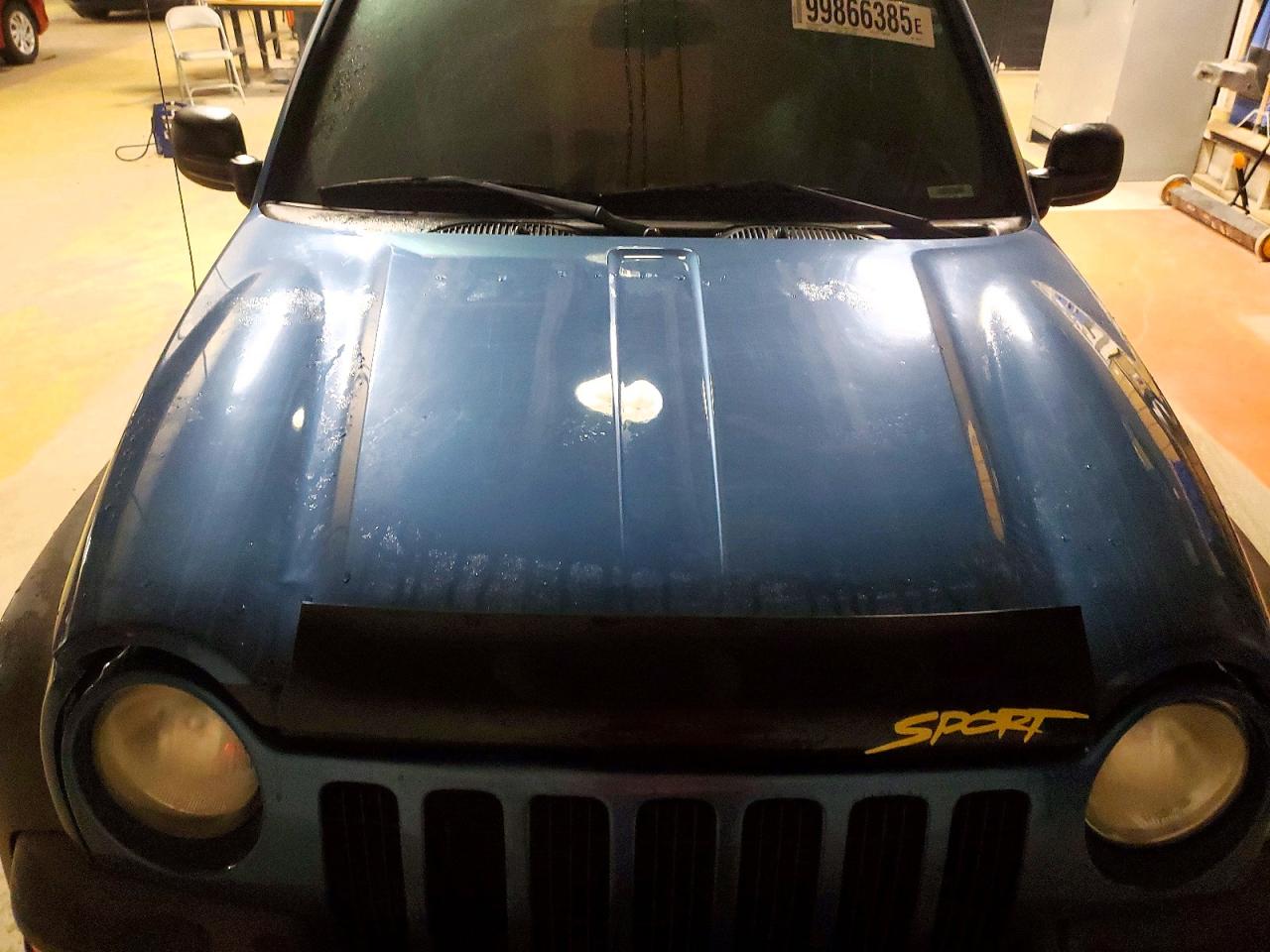 2003 JEEP LIBERTY SPORT photo 11
