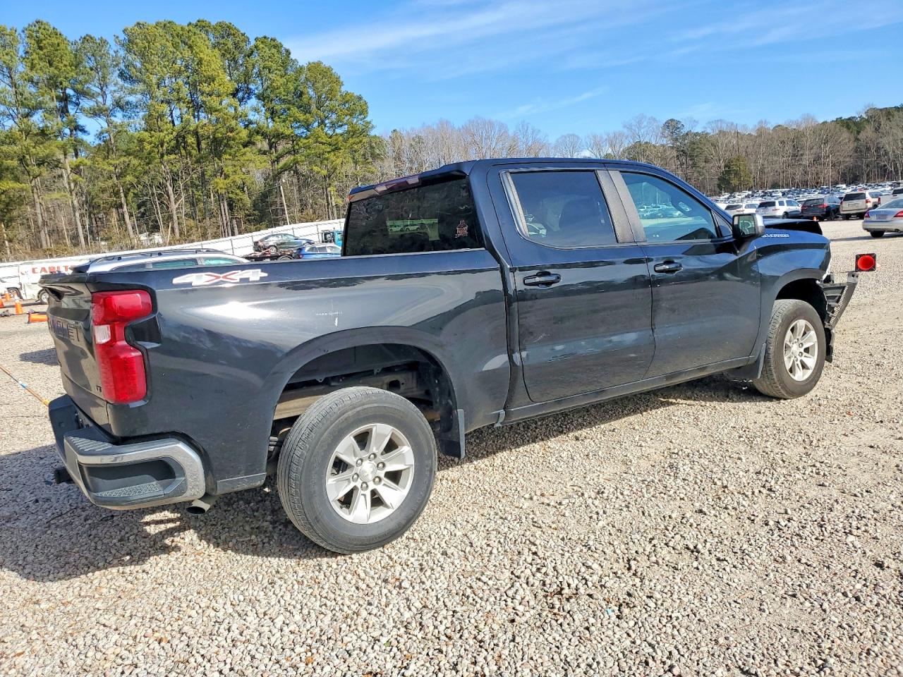 2021 CHEVROLET SILVERADO K1500 LT photo 3