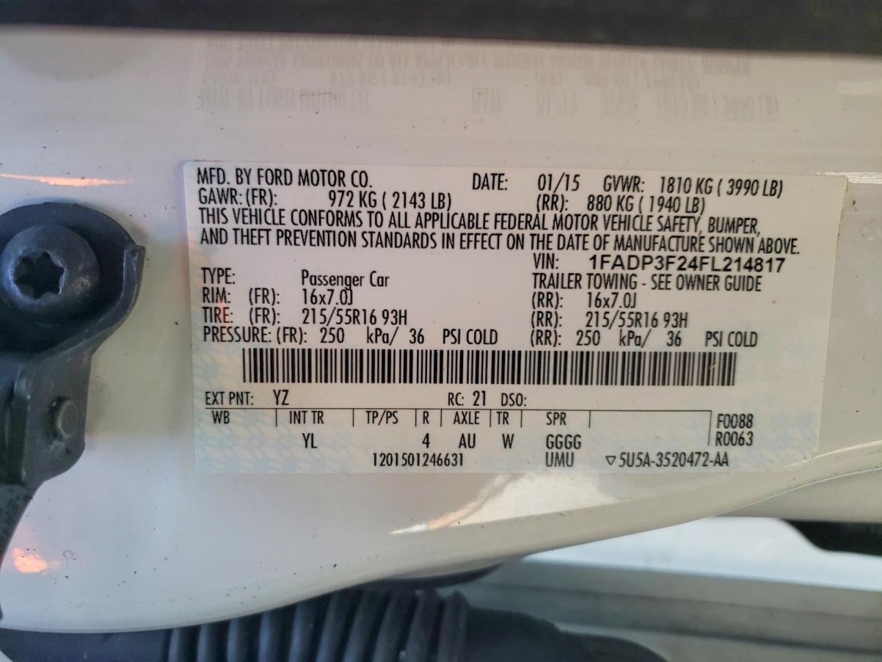2015 FORD FOCUS SE photo 12