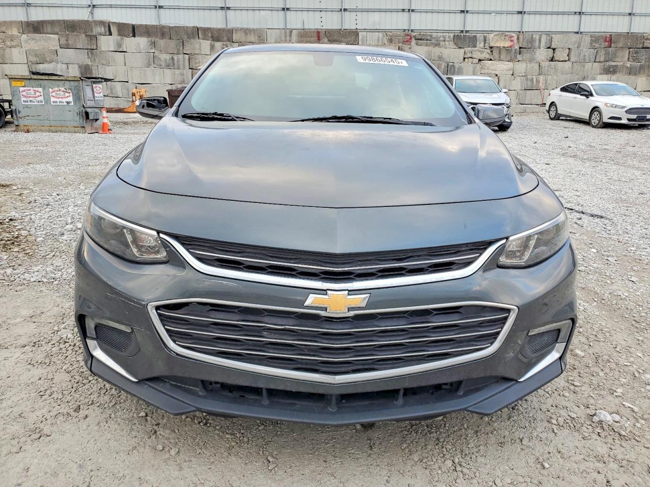 2017 CHEVROLET MALIBU LT photo 5