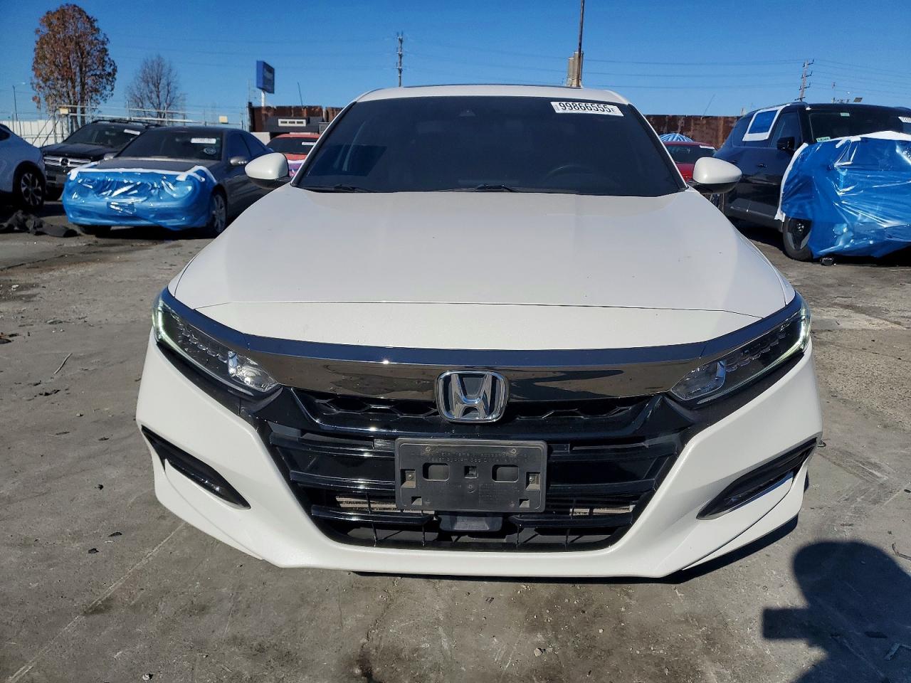 2018 HONDA ACCORD SPORT photo 5