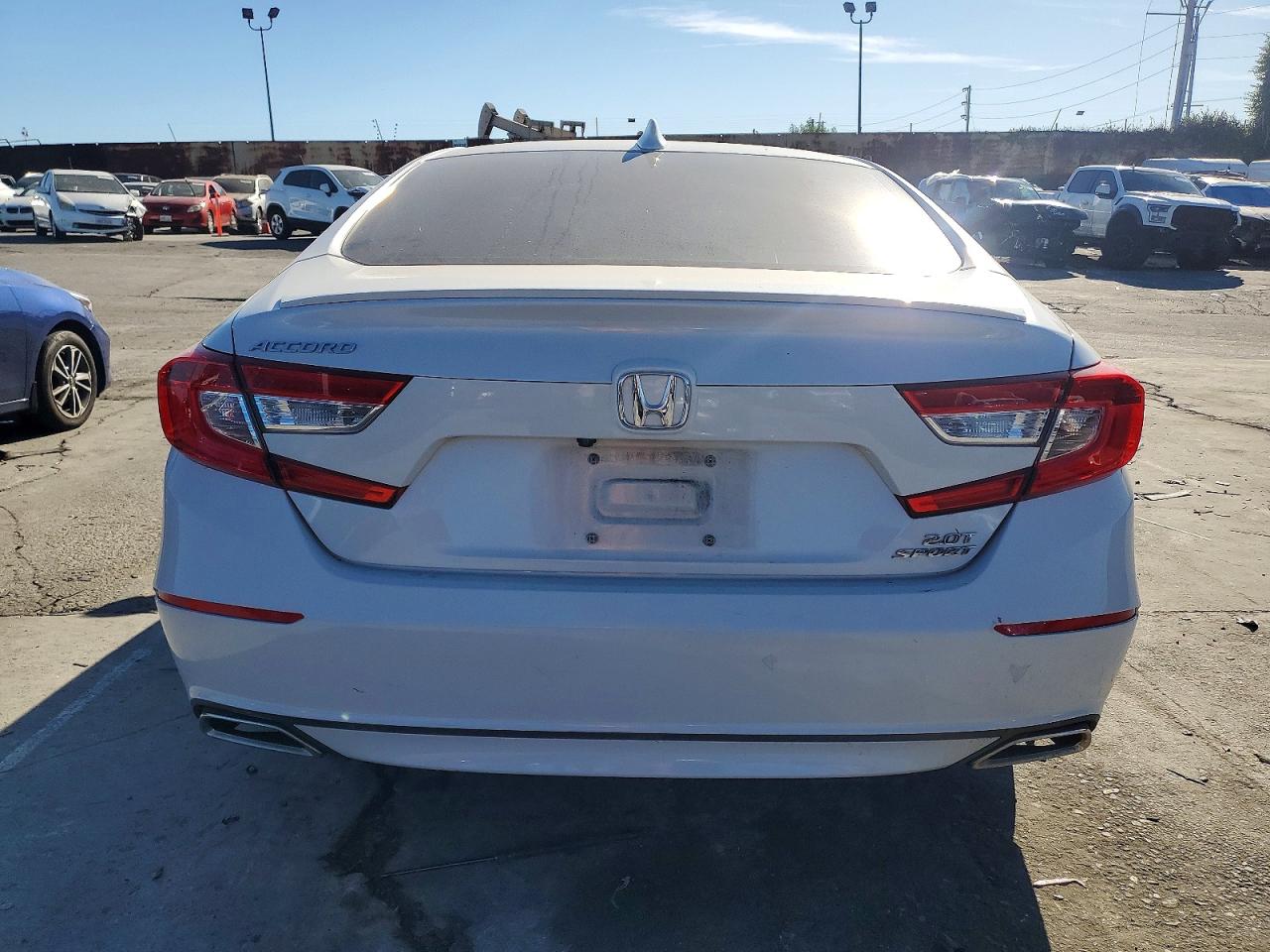 2018 HONDA ACCORD SPORT photo 6