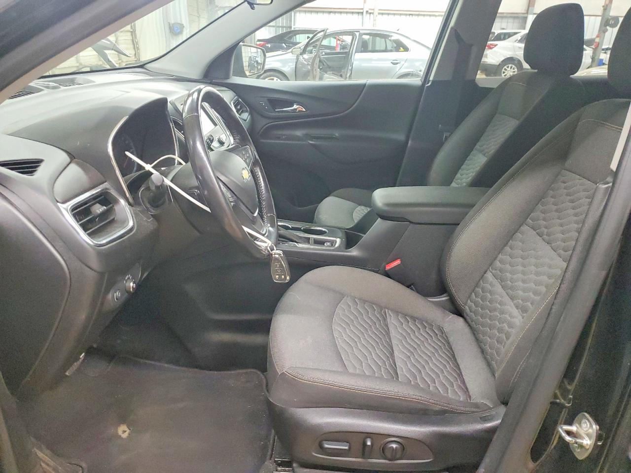 2018 CHEVROLET EQUINOX LT photo 13