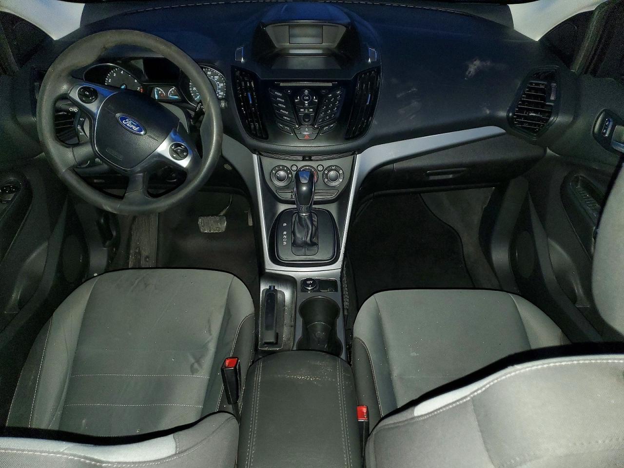 2016 FORD ESCAPE SE photo 8
