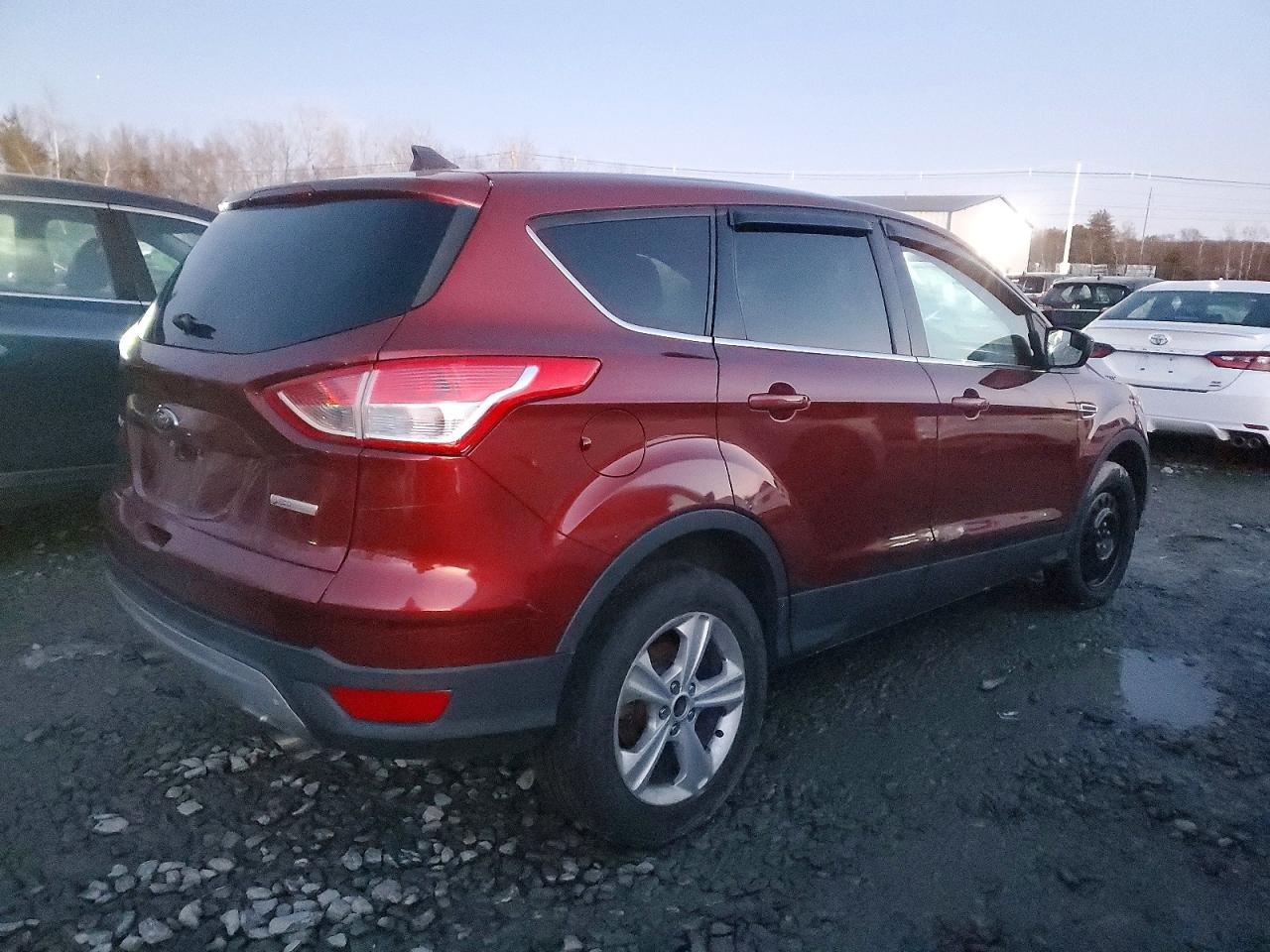 2016 FORD ESCAPE SE photo 3