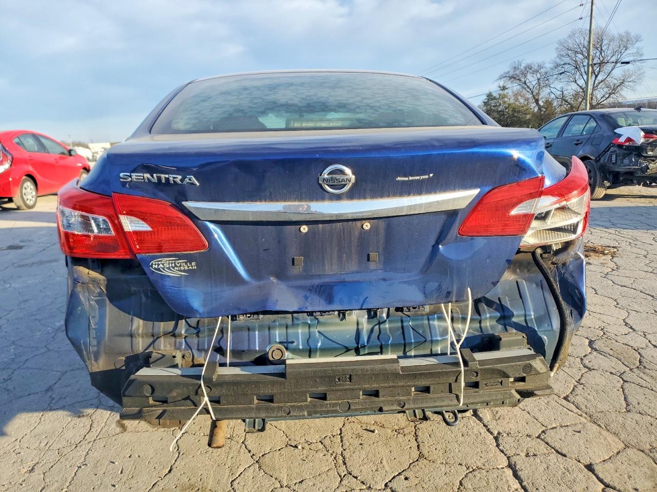 2019 NISSAN SENTRA S photo 6