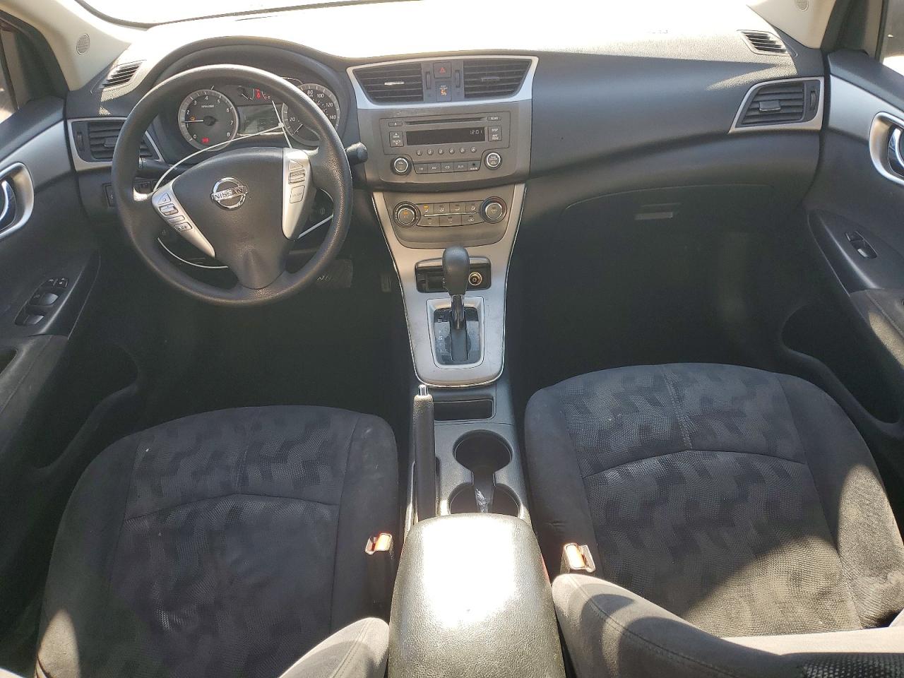2013 NISSAN SENTRA S photo 8