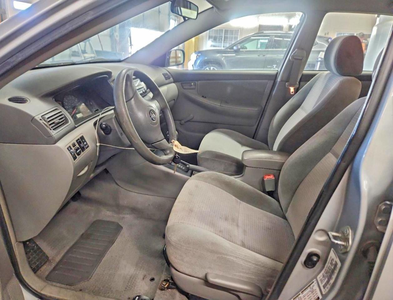 2008 TOYOTA COROLLA CE photo 7