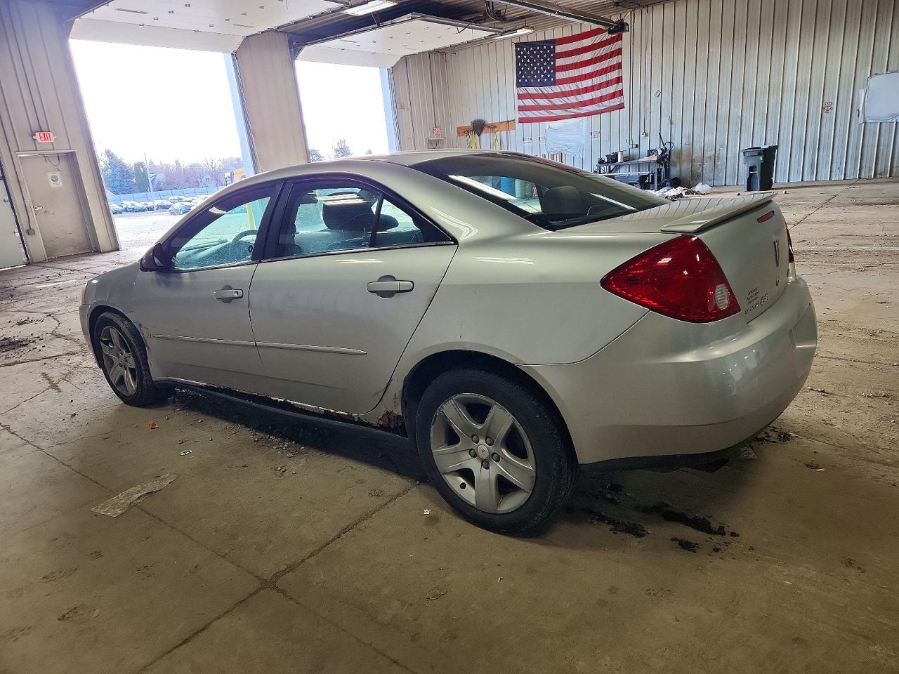 2007 PONTIAC G6 BASE photo 2