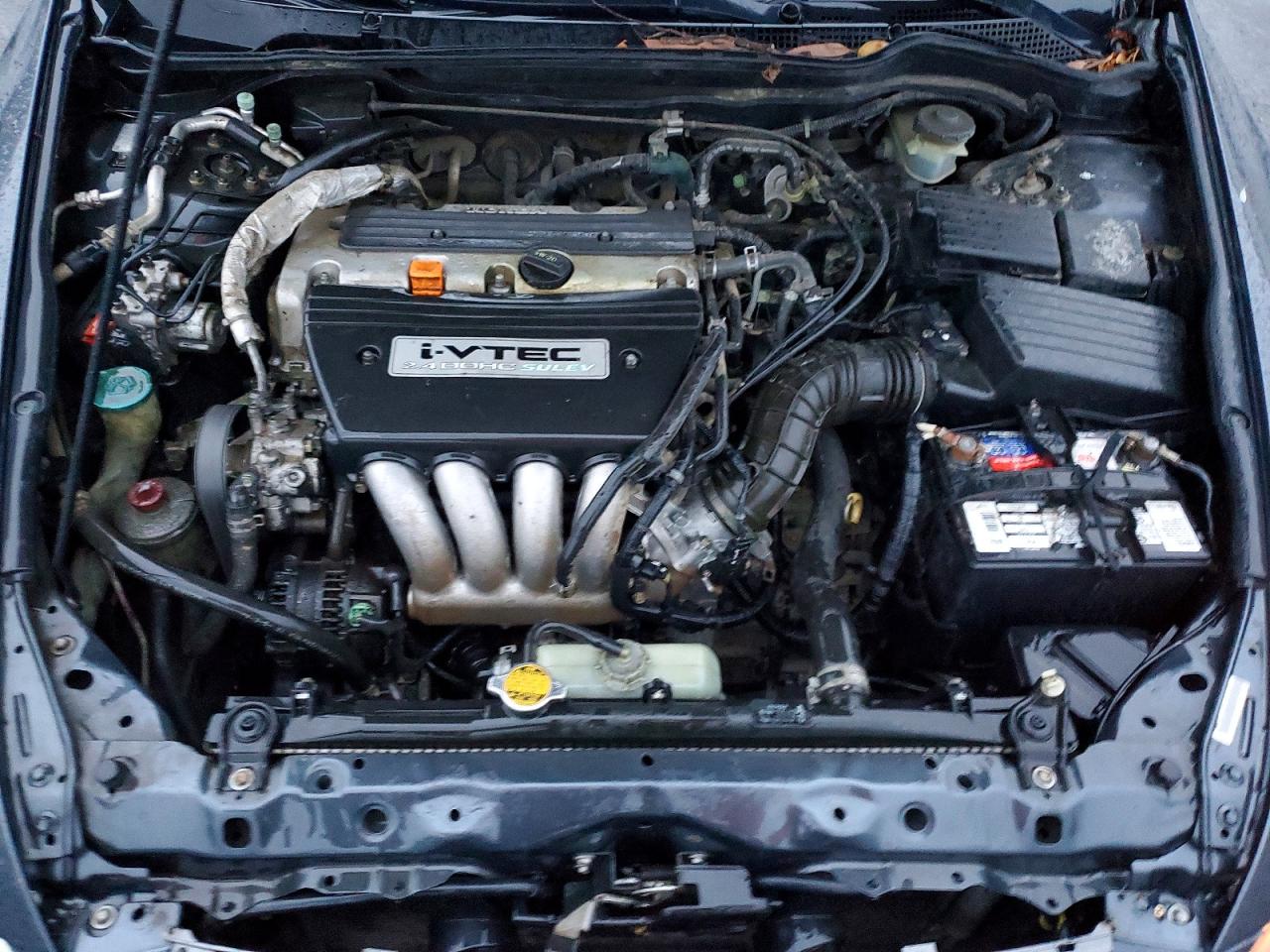 2004 HONDA ACCORD LX photo 11