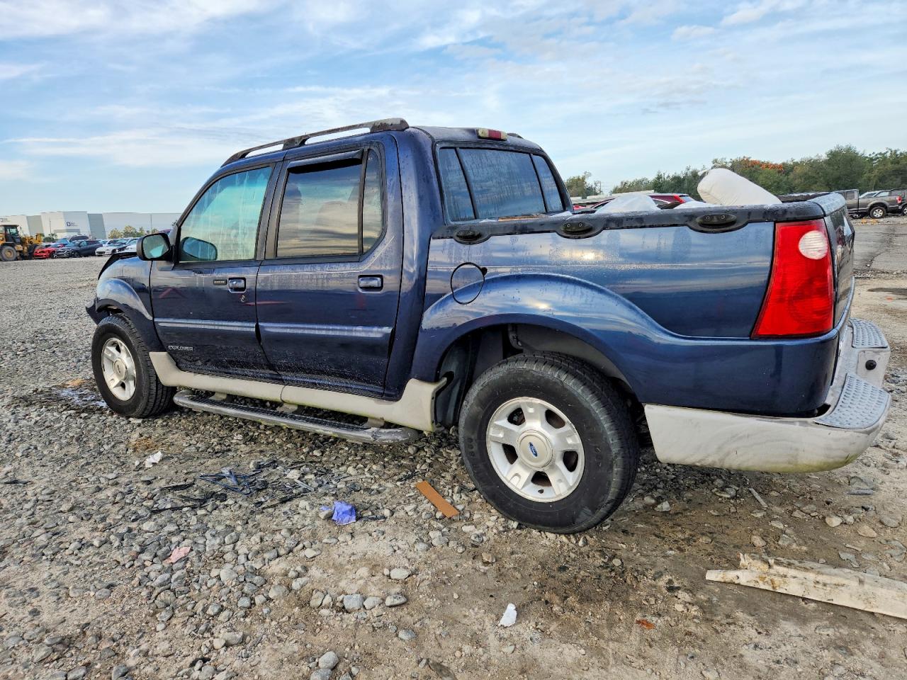 2002 FORD EXPLORER SPORT TRAC photo 2