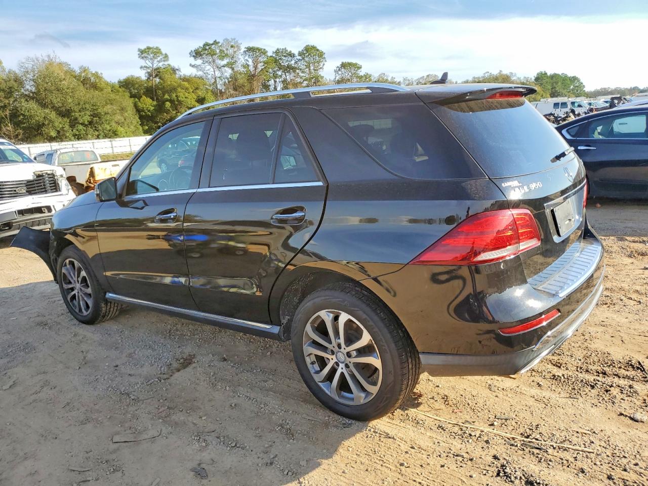 2016 MERCEDES-BENZ GLE 350 4MATIC photo 2