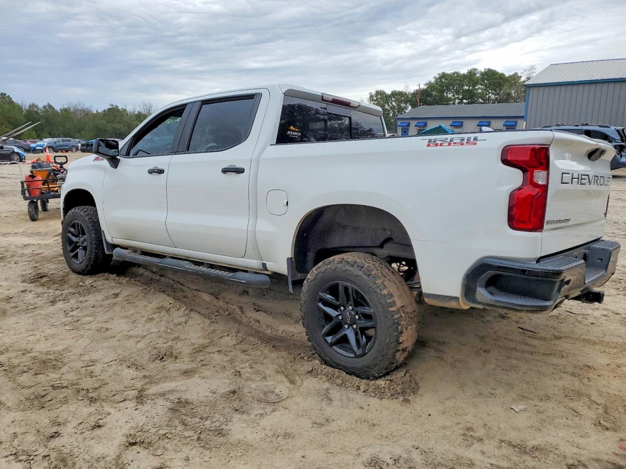 2020 CHEVROLET SILVERADO K1500 LT TRAIL BOSS photo 2