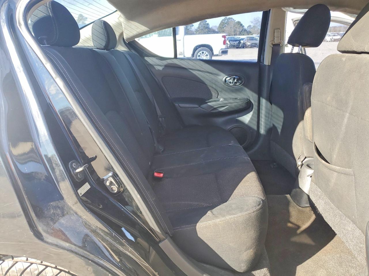 2014 NISSAN VERSA photo 10