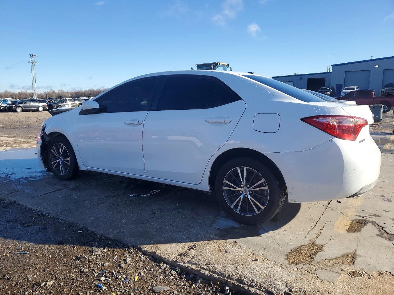 2017 TOYOTA COROLLA L photo 2