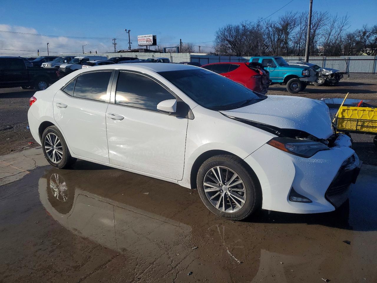 2017 TOYOTA COROLLA L photo 4