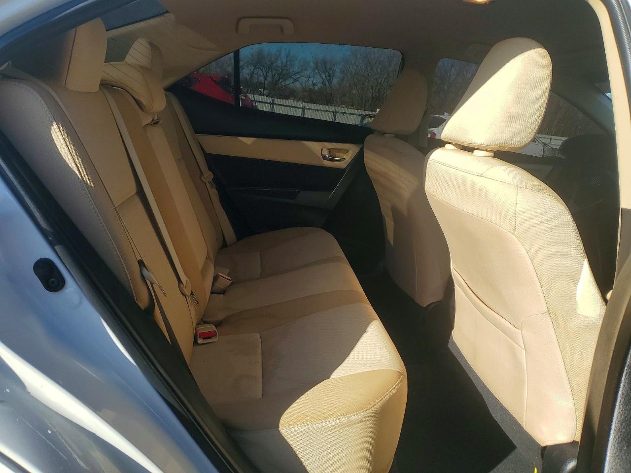 2017 TOYOTA COROLLA L photo 10
