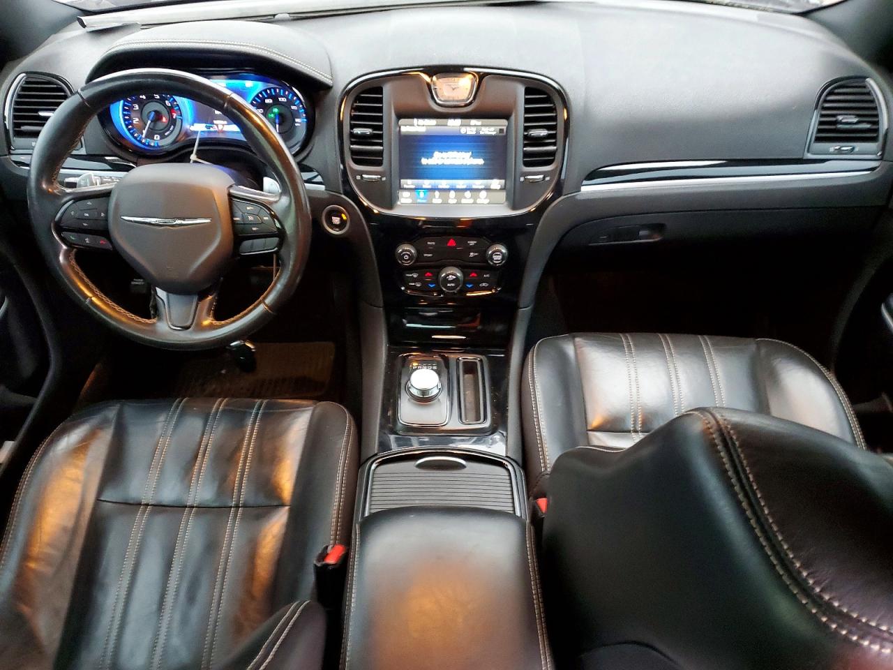 2020 CHRYSLER 300 S photo 8