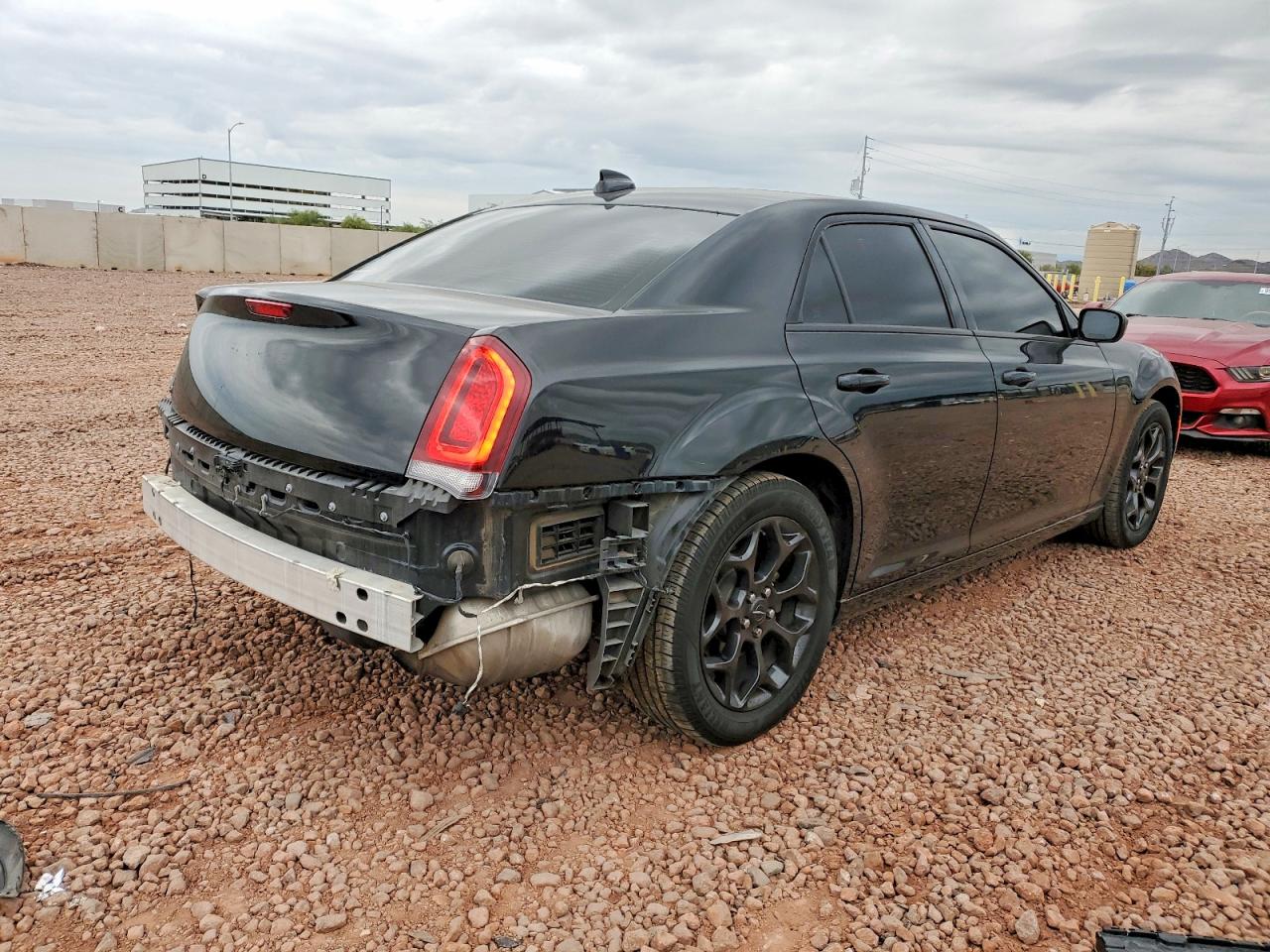 2020 CHRYSLER 300 S photo 3