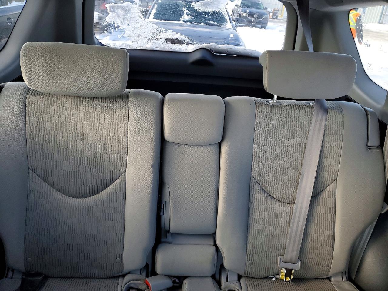2010 TOYOTA RAV4 photo 10