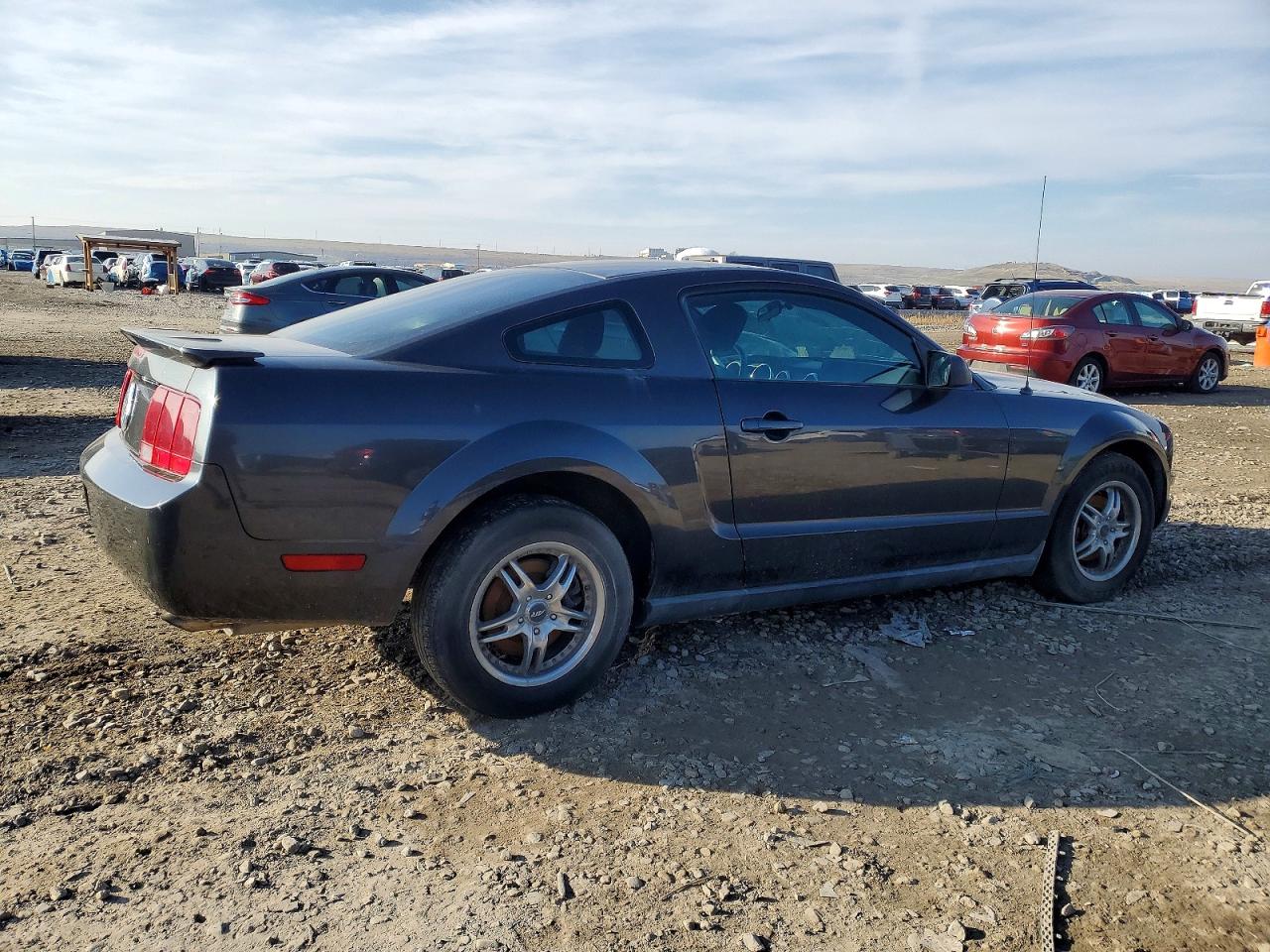 2007 FORD MUSTANG photo 3