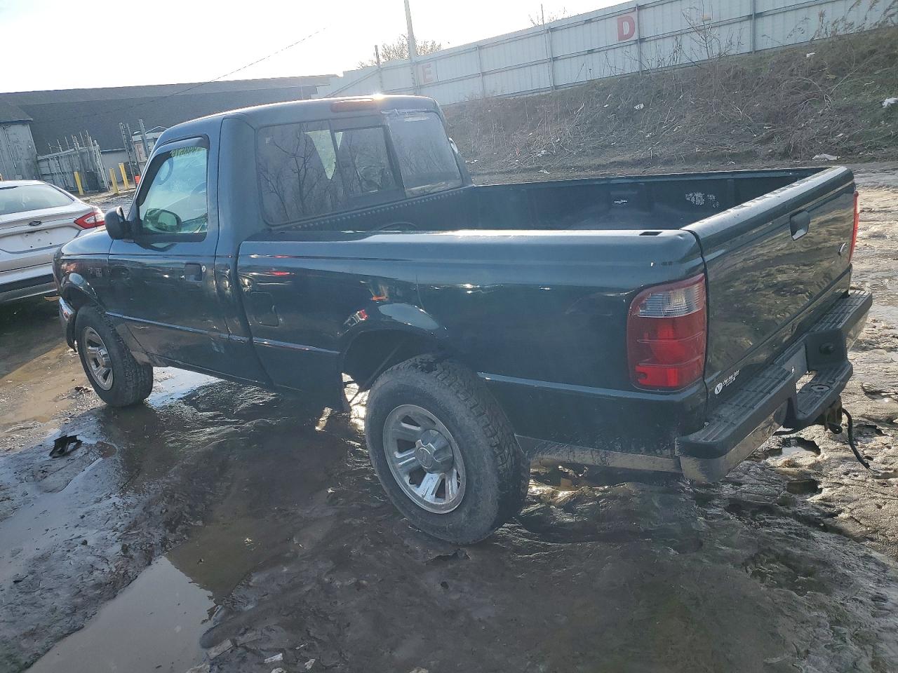 2004 FORD RANGER photo 2