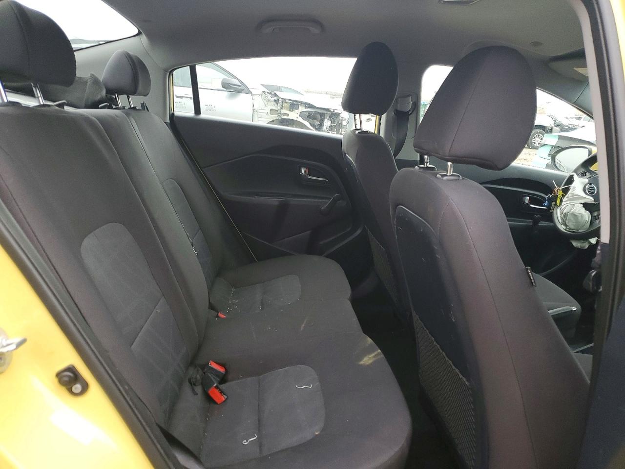 2016 KIA RIO LX photo 10