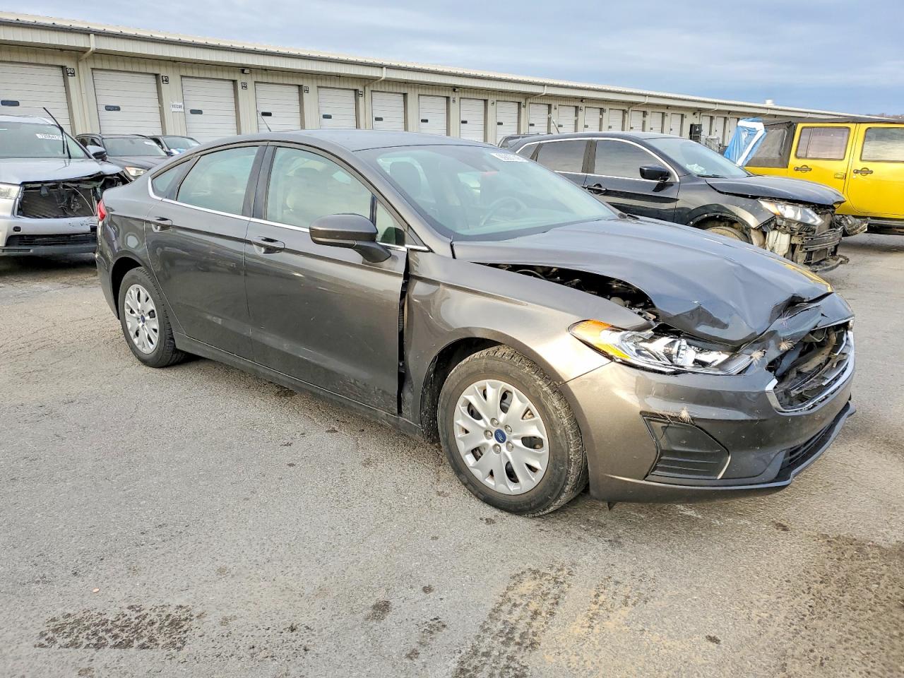 2019 FORD FUSION S photo 4