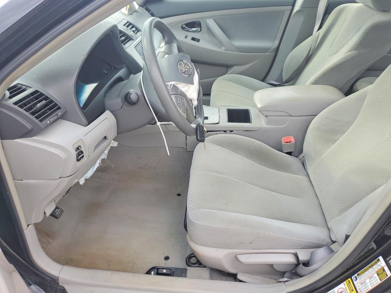 2009 TOYOTA CAMRY BASE photo 13