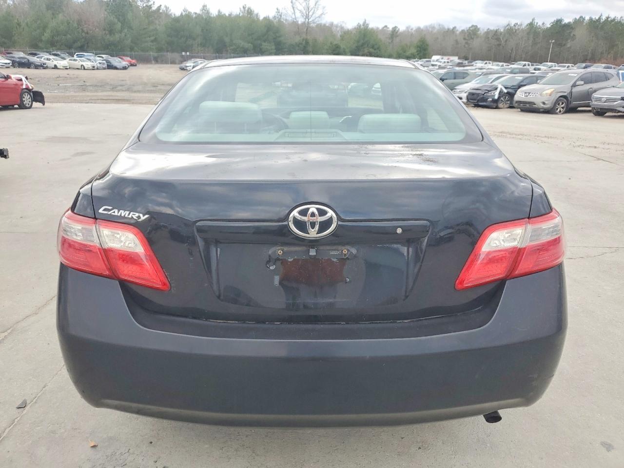 2009 TOYOTA CAMRY BASE photo 11