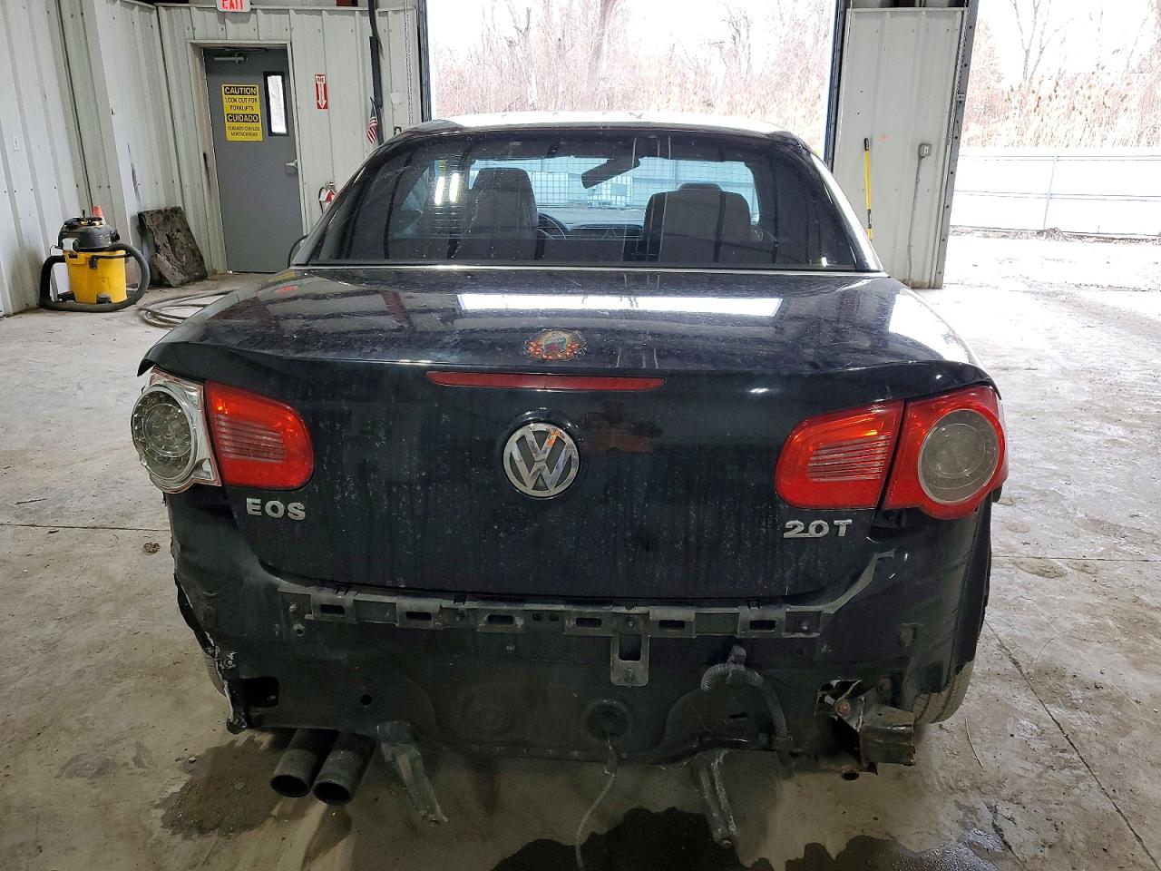 2011 VOLKSWAGEN EOS KOMFORT photo 6