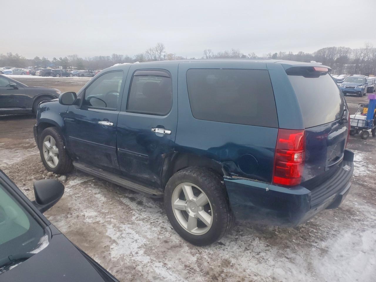 2007 CHEVROLET TAHOE K1500 photo 2