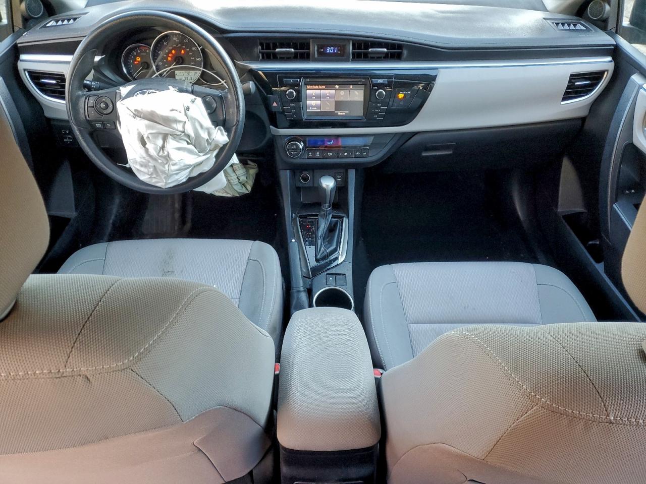 2014 TOYOTA COROLLA L photo 8