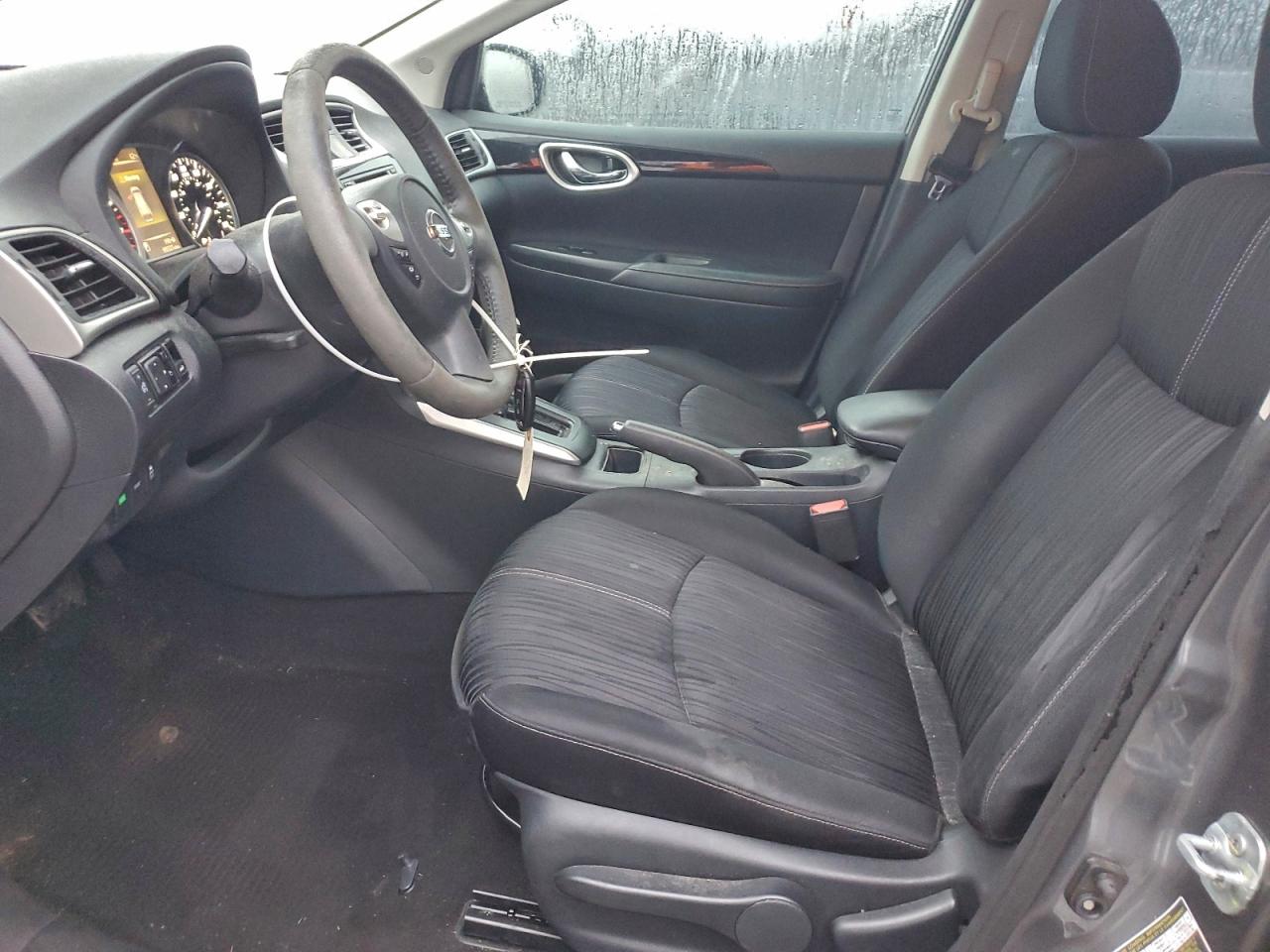 2016 NISSAN SENTRA S photo 13