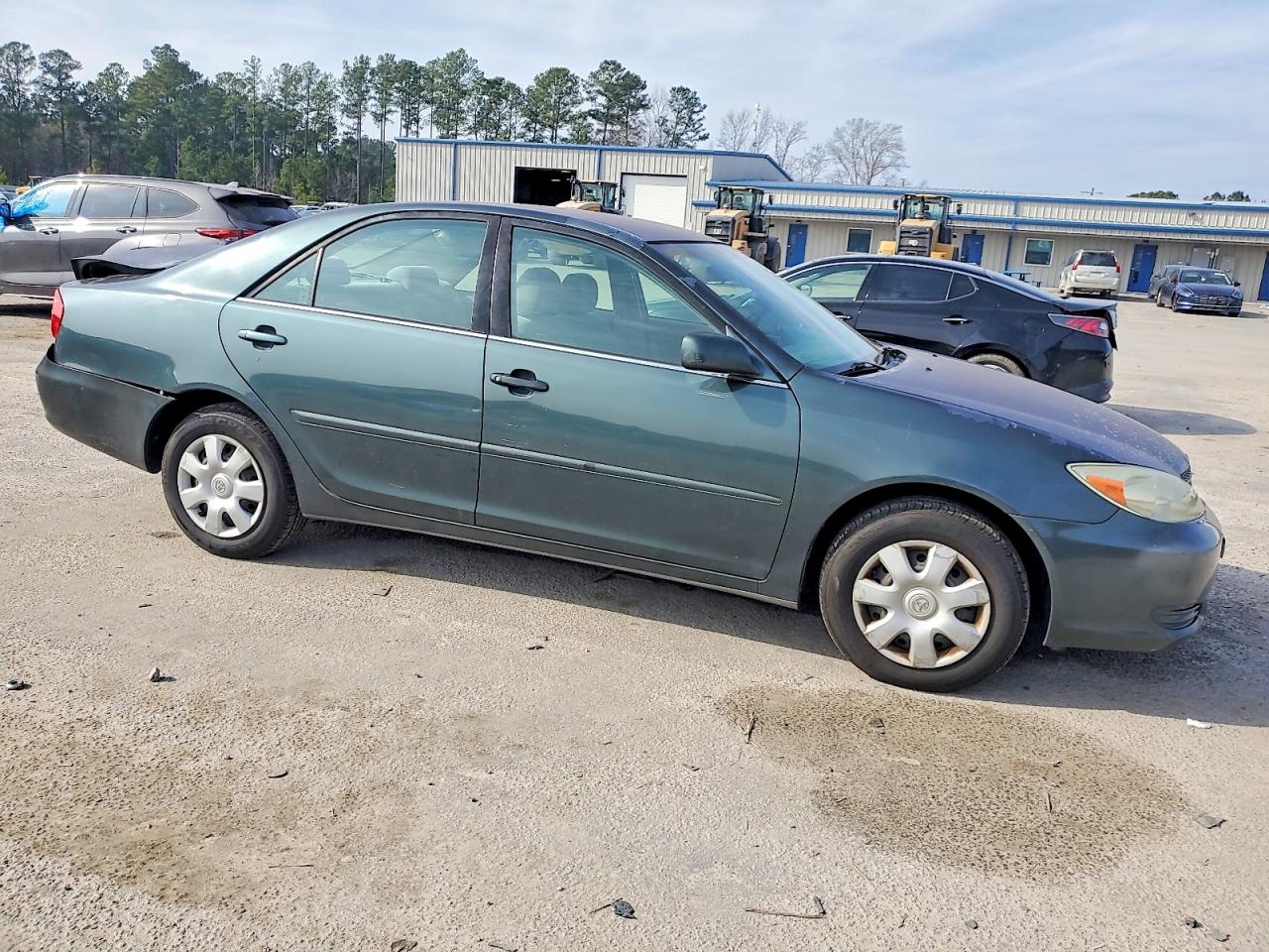 2003 TOYOTA CAMRY LE photo 7
